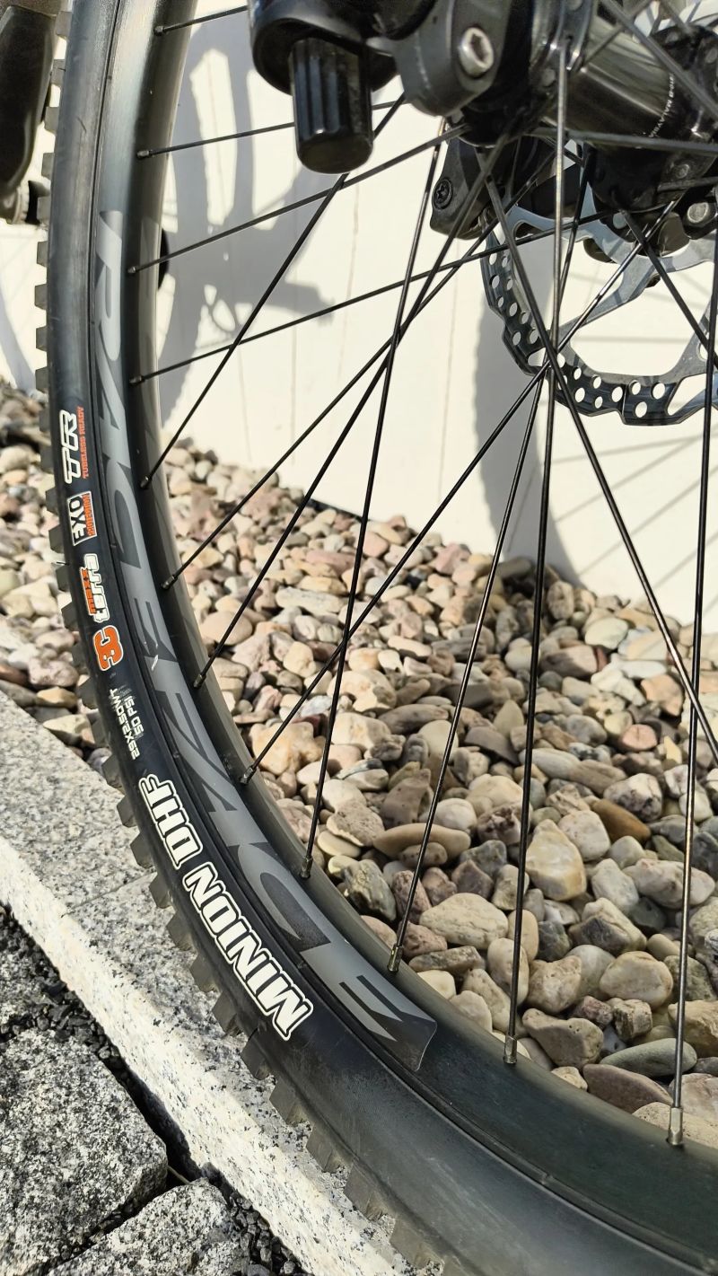 Jen 3 měsíce ježděné full - Orbea Occam H20 LT, FOX zdvihy 150/150 mm