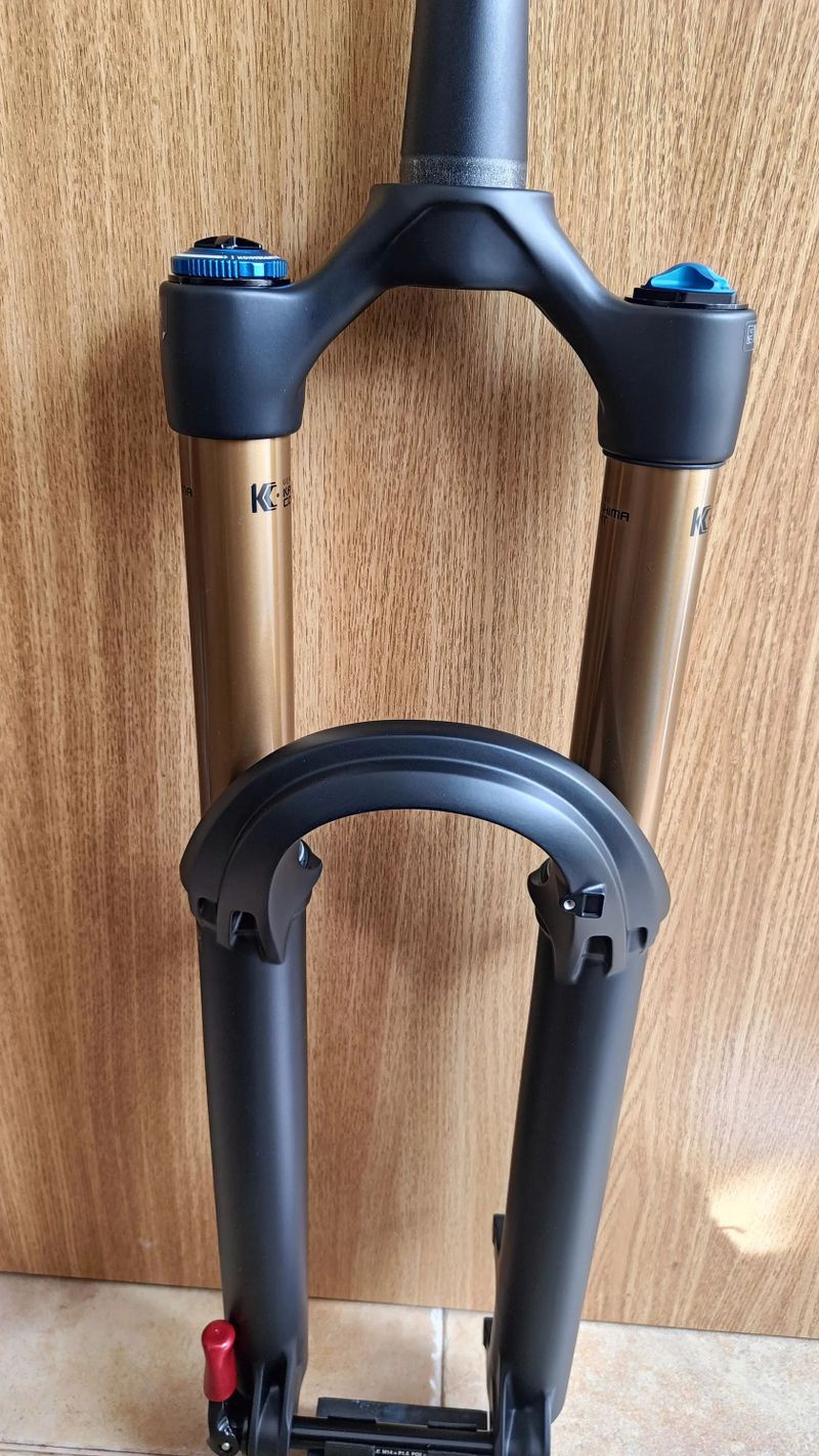 Fox 38 Factory Grip2 160mm 29" 