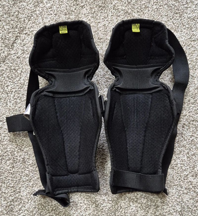 Dětské chrániče na kolena a holeně IXS Hammer, velikost KM - délka holeně 34-35cm