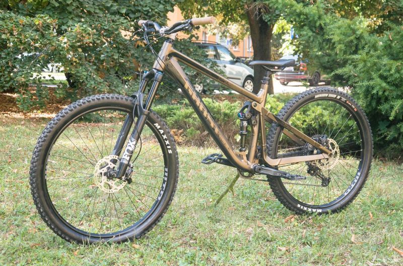  2022 GHOST RIOT TRAIL ESSENTIAL