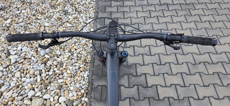 Prodám enduro kolo TREK Slash 8 velikost XL 29“ rok 2021