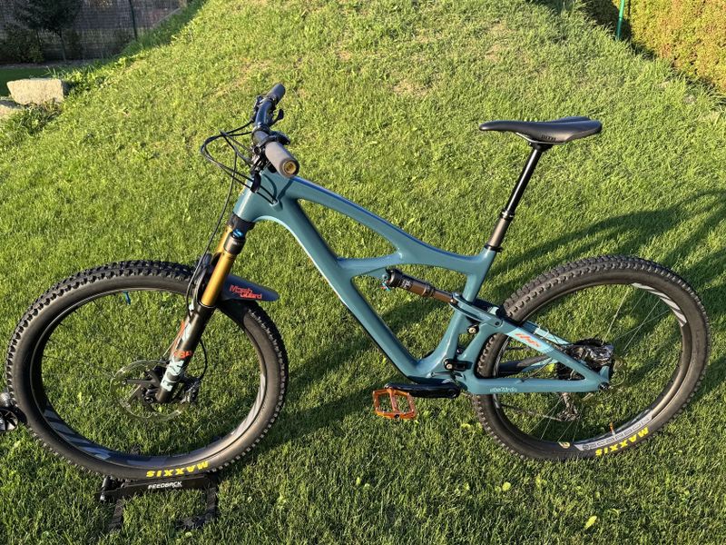 Ibis Mojo 4 carbon (Kashima 140/130)