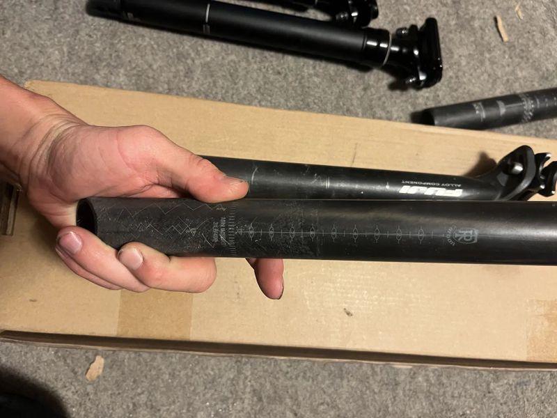 Karbonové sedlovky - 31.6mm, Bontrager XXX a Ritchey Trails WCS