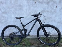 Radon Slide Trail CF 8.0 M zánovní