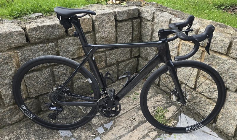 Prodej kola Yoeleo R12