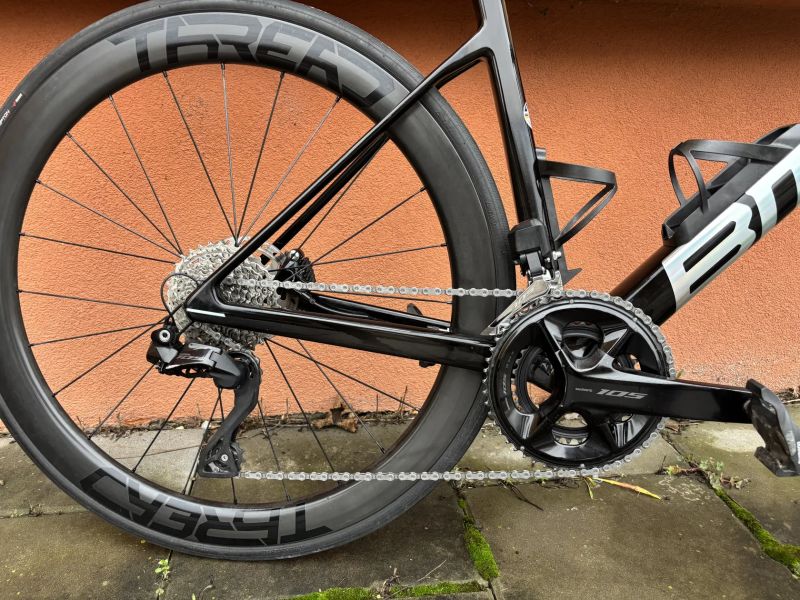 Prodám silniční kolo BMC Teammachine 2023