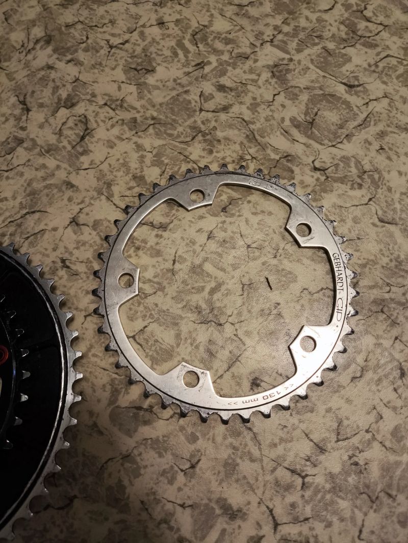 Kliky silniční Bianchi carbon ISIS 172.5mm 10s