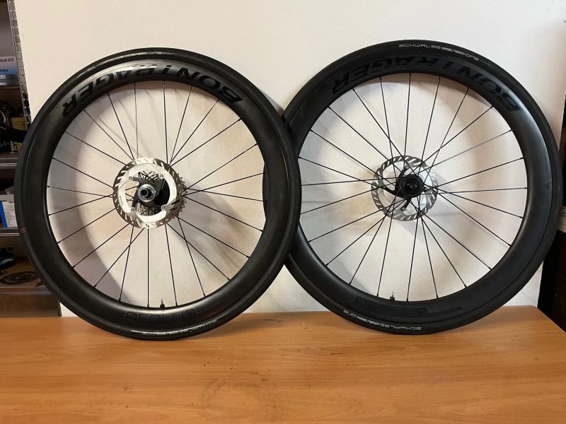 Bontrager- karbonová vysoká kola 50 mm