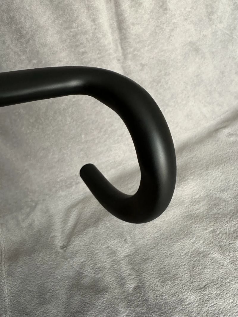 Karbonový kokpit Canyon + příslušenství