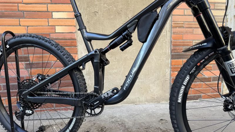 Focus Jam 6.8 Diamondblack