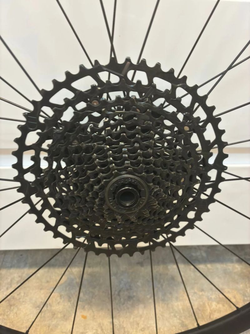 Specialized kola 29 palců na gravela