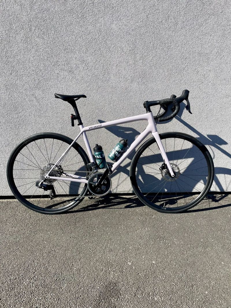 Specialized Aethos Comp, vel. 56, Sram Rival AXS, Roval Carbon Cockpit, DT Swiss kola + S-Works