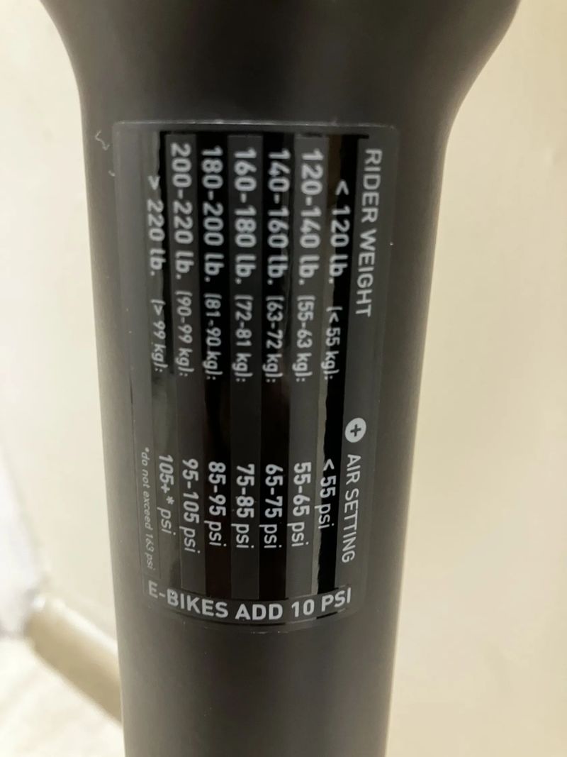 Zánovní Vidlice Rockshox 35 Gold RL 29” 140 mm - TOP STAV, TOP CENA