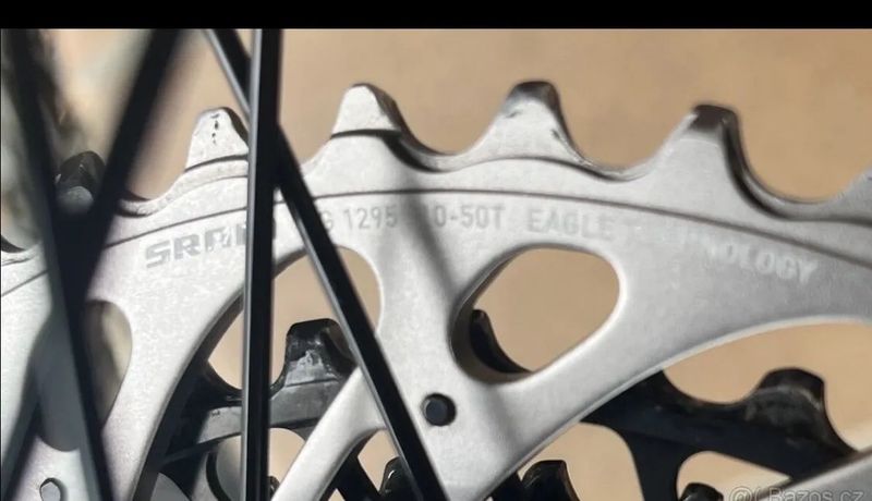 Zapletena kola Mavic