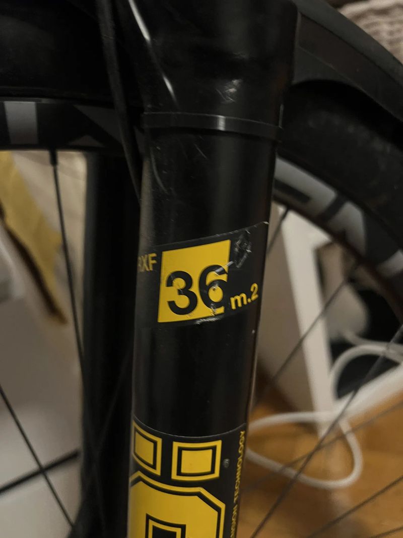 Ohlins rxf 36m.2 29” 150mm