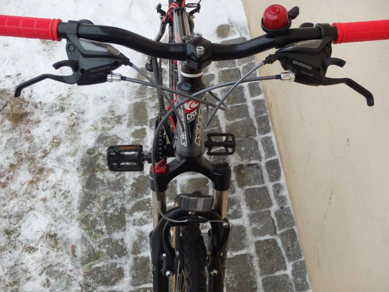 trekingové kolo Kellys Axis 28", rám 19", Alivio, po servisu, pro výšku 170-180cm + DÁREK