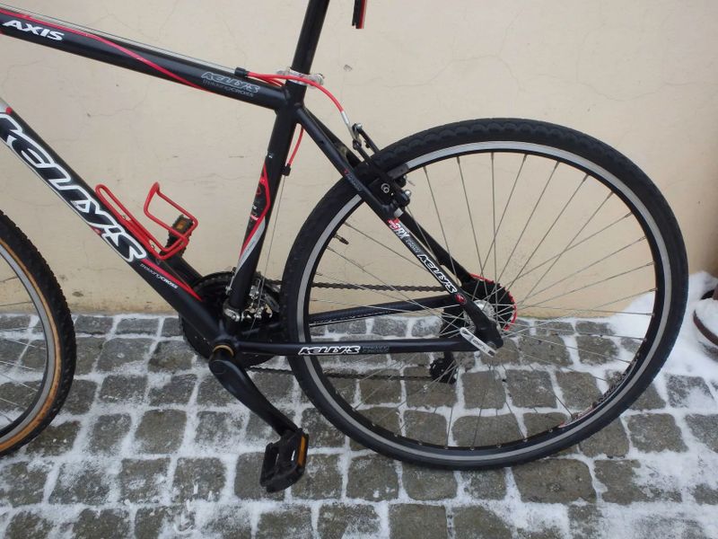 trekingové kolo Kellys Axis 28", rám 19", Alivio, po servisu, pro výšku 170-180cm + DÁREK