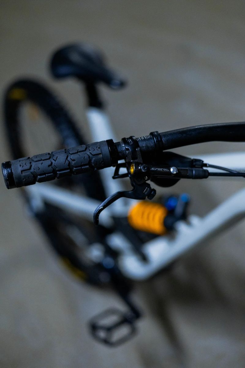 Commencal Clash 2024