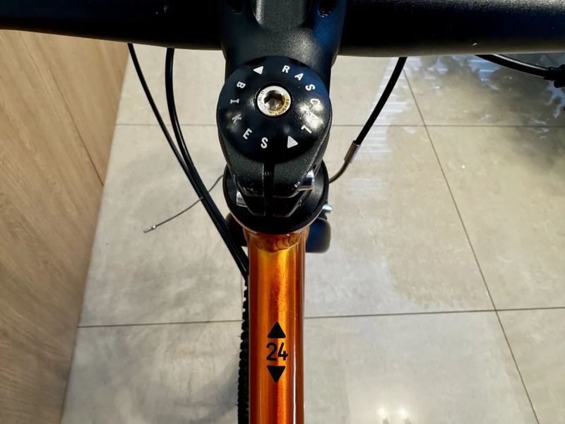 Dětské kolo Rascal 24" – oranžové, 7 rychlostí, TOP stav