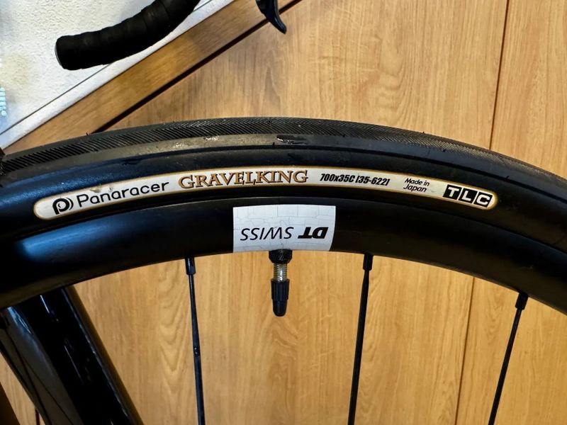 Cube Cross Race vel. 58 – Shimano 105, DT Swiss E1800, Gravelking