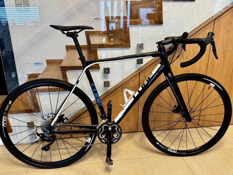 Cube Cross Race vel. 58 – Shimano 105, DT Swiss E1800, Gravelking