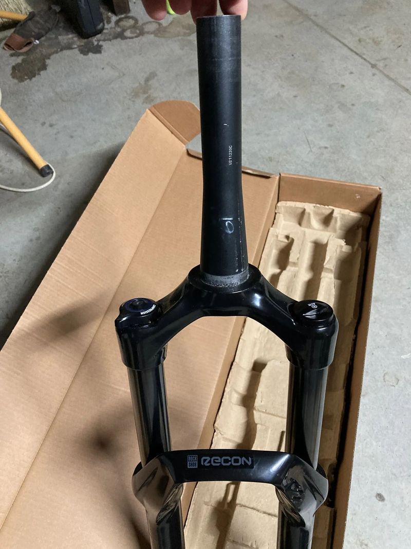 RockShox Recon 29" / 140 mm – sundaná z nového kola