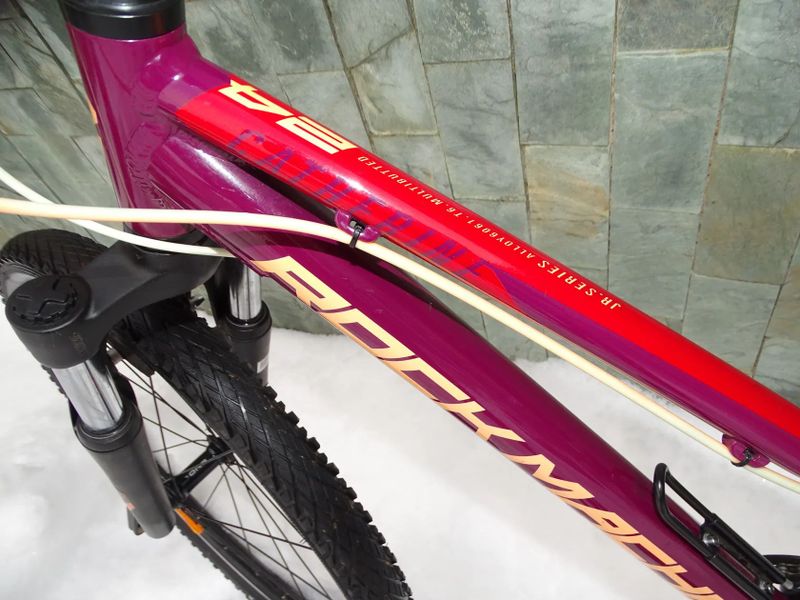 Rock Machine Catherine 24"