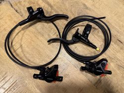 Shimano páky BL-M4100 a třmeny BR-MT410