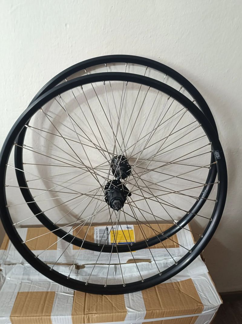 Ráfky vypletené 26" Mach Disk 559x19 nové, rovné