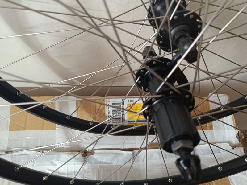 Ráfky vypletené 26" Mach Disk 559x19 nové, rovné