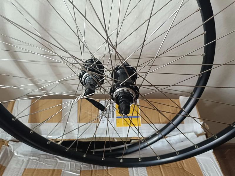 Ráfky vypletené 26" Mach Disk 559x19 nové, rovné