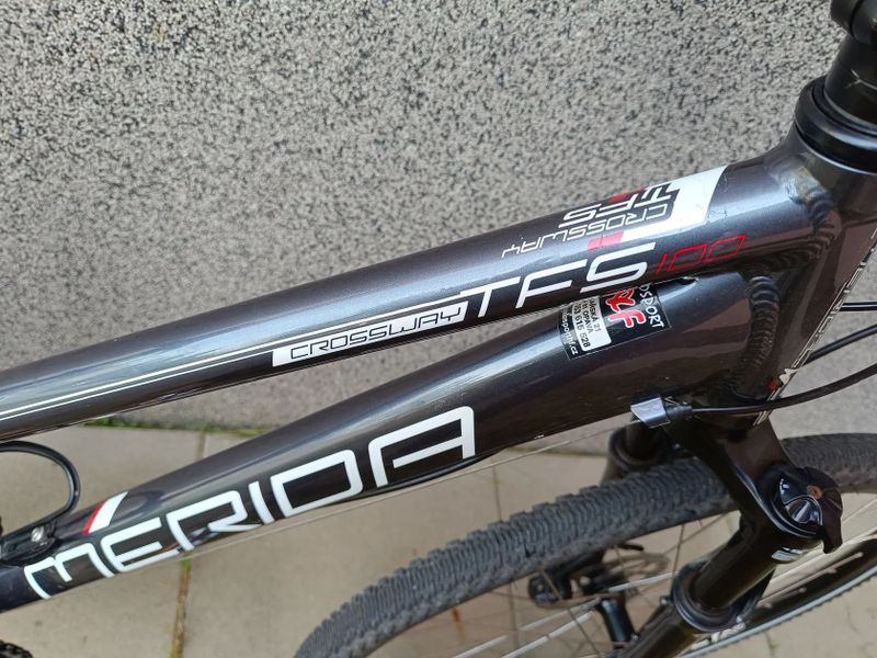 Merida Merida Crossway TFS 18" 3x8, stav nového kola