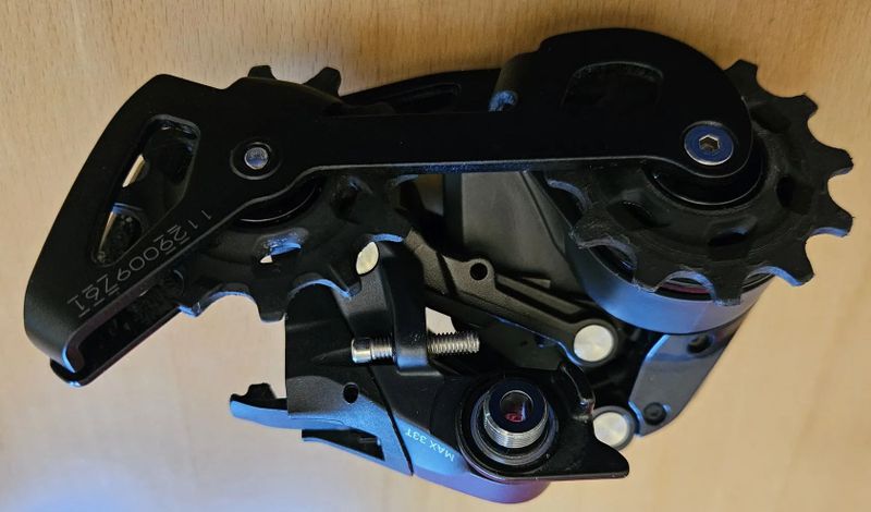 Přehazovačka SRAM FORCE eTap ASX