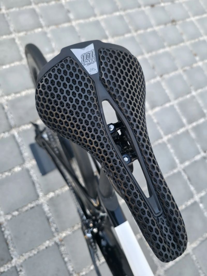 Whistle Vaero Carbon 105 2025 – velikost 54cm (M) / Shimano 105 2x12 / EQUATOR / Nové