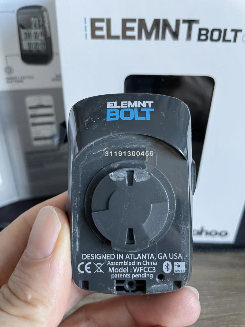 Wahoo Element Bolt v1