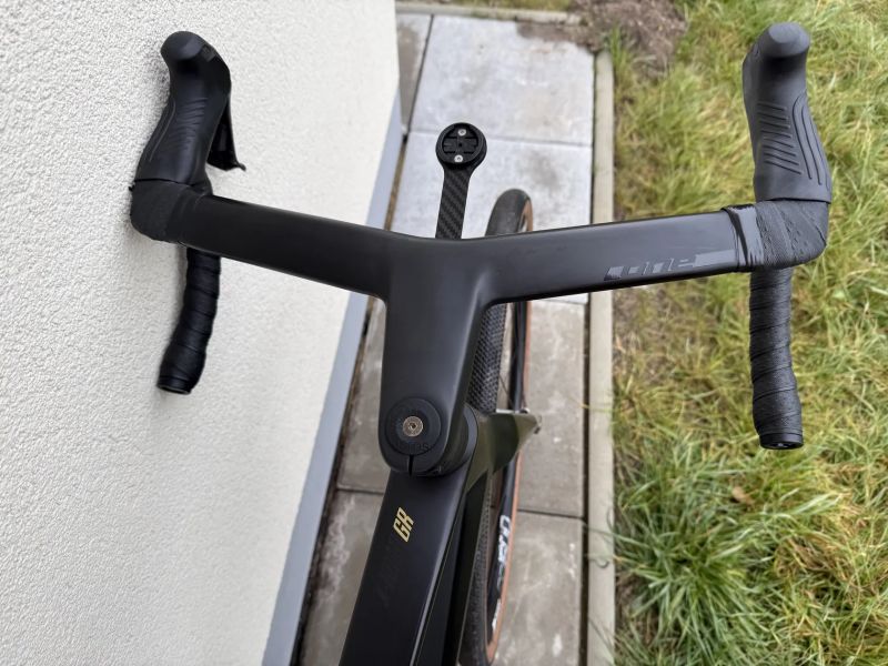 Superior X-ROAD Team Issue Di2 GR