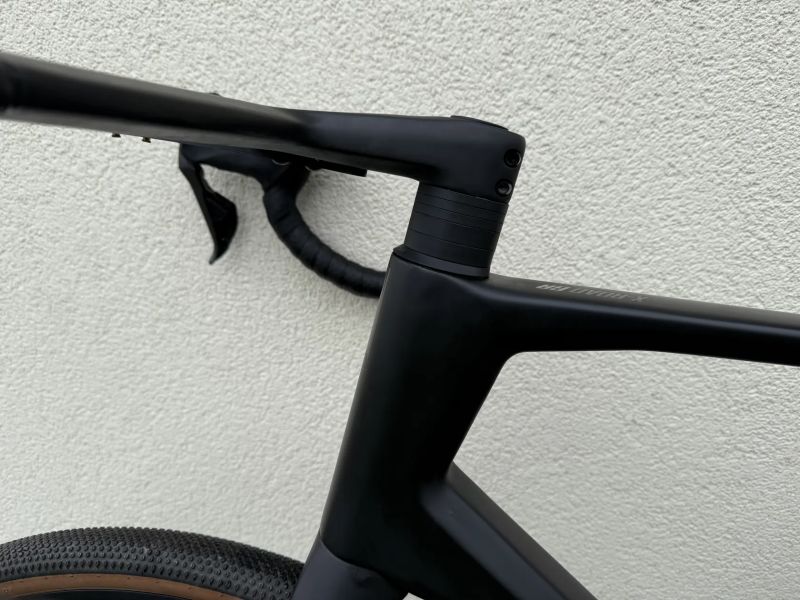 Superior X-ROAD Team Issue Di2 GR