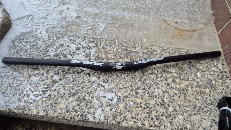 Řídítka Spank Oozy 760 Trail 