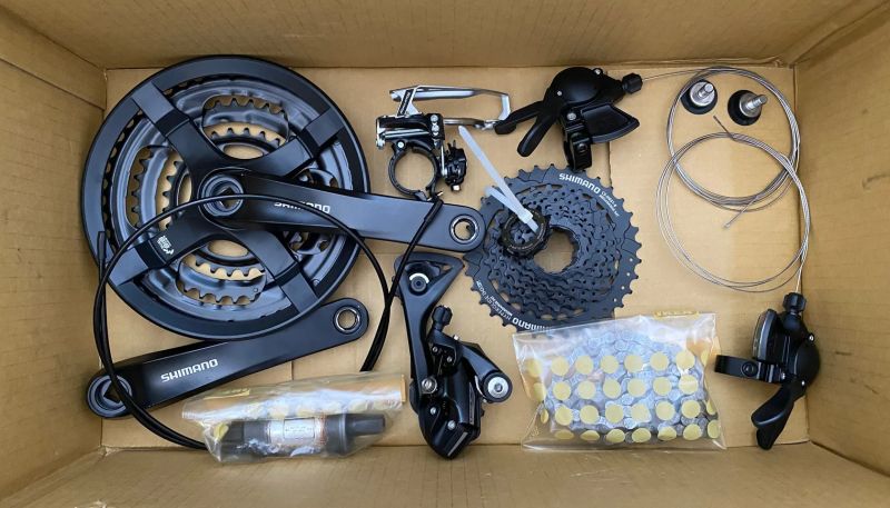 Sada Shimano 3x8 - Nová