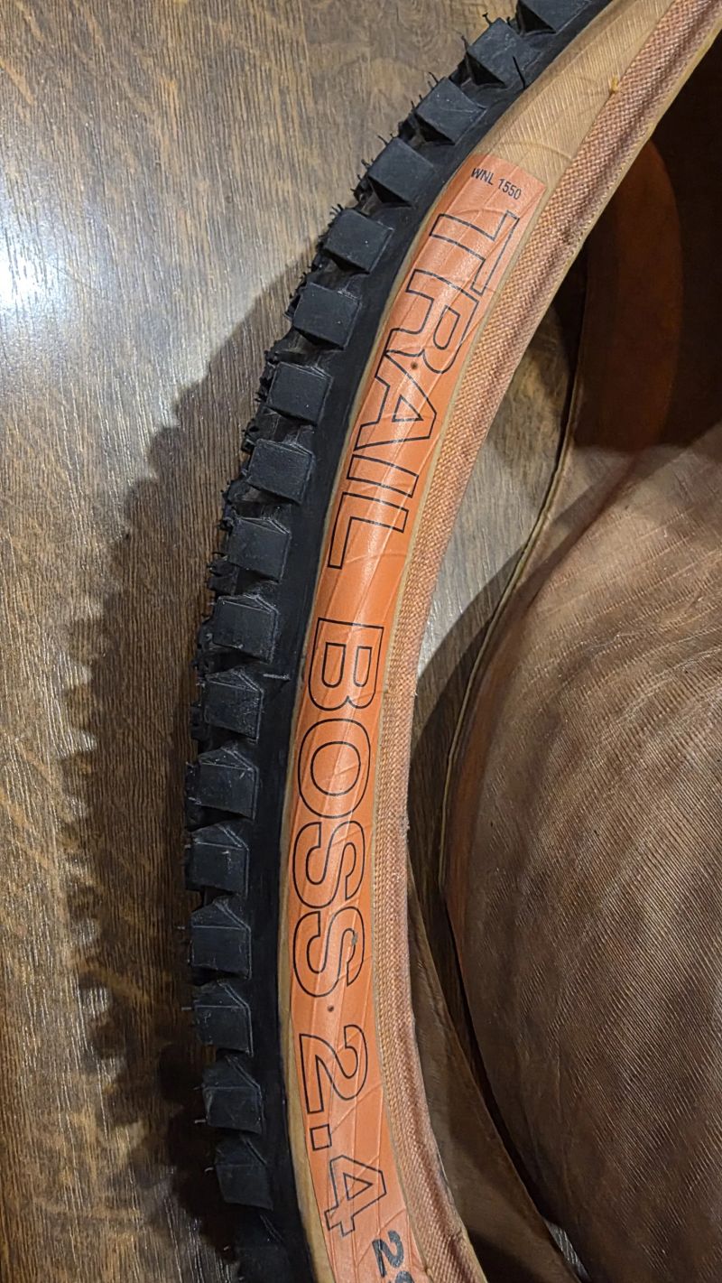 Plášť WTB Trail Boss 29x2,4 TCS light, fast rolling