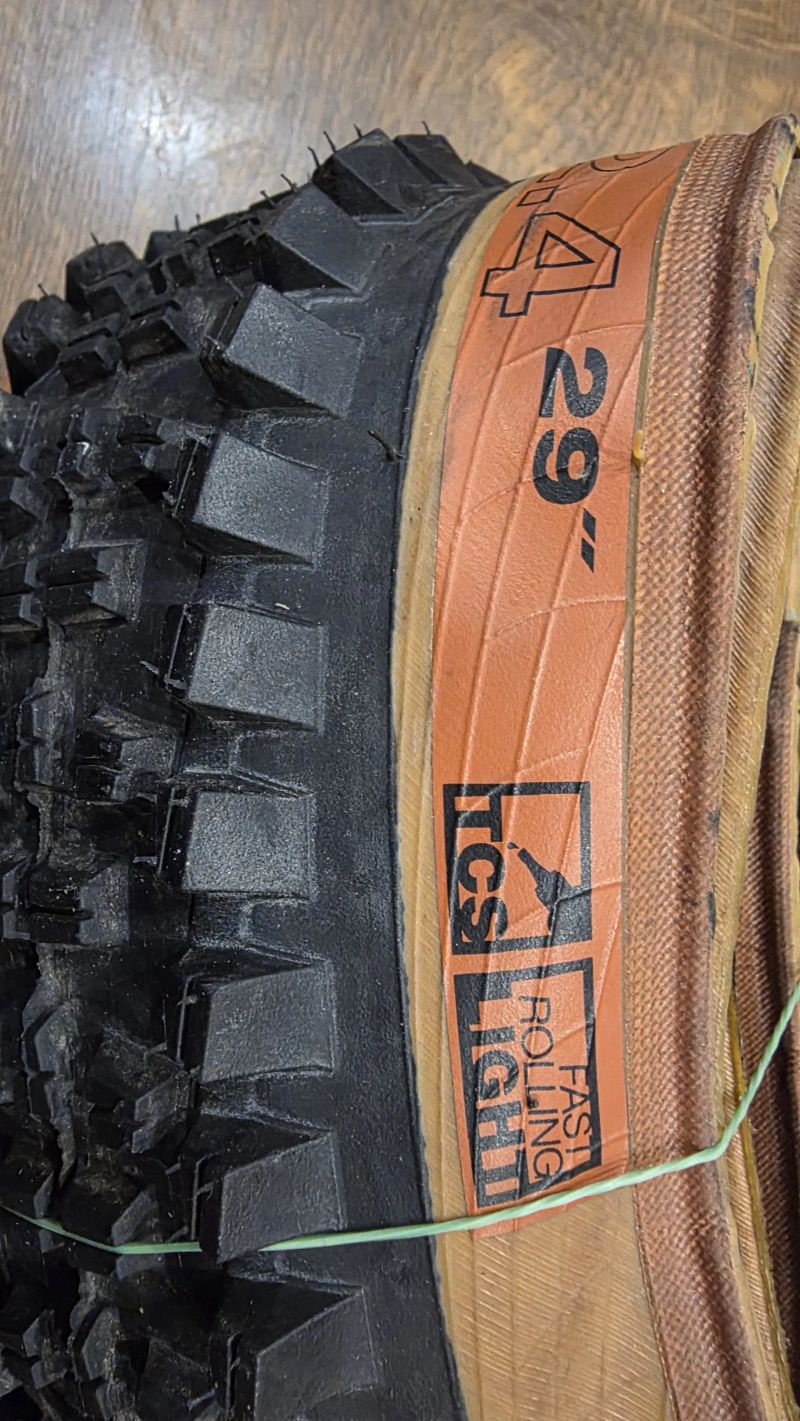 Plášť WTB Trail Boss 29x2,4 TCS light, fast rolling