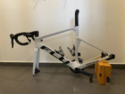 Sintesi FLU road aero