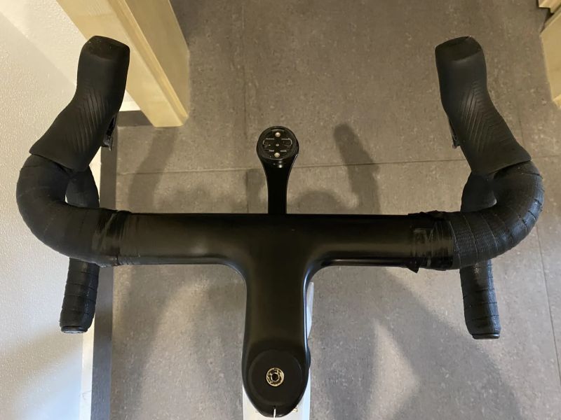 Sintesi FLU road aero