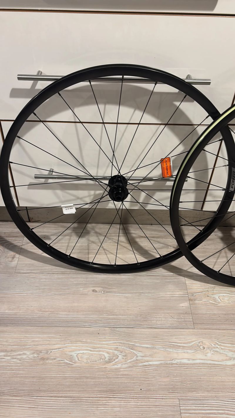 gravel kola Z4A Brava