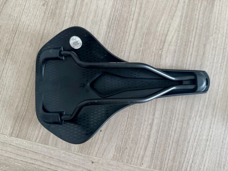 Selle Italia model Y
