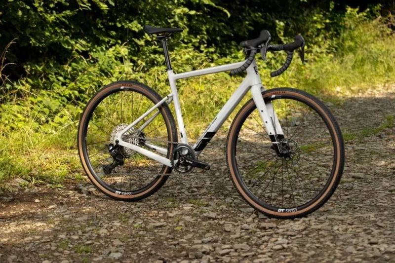 🔥🔥 SLEVA 28.000 -29% 🔥🔥 Rock Machine LUKK CR 90 / Matte Limerock Grey - L karbonový rám GRX, Di2