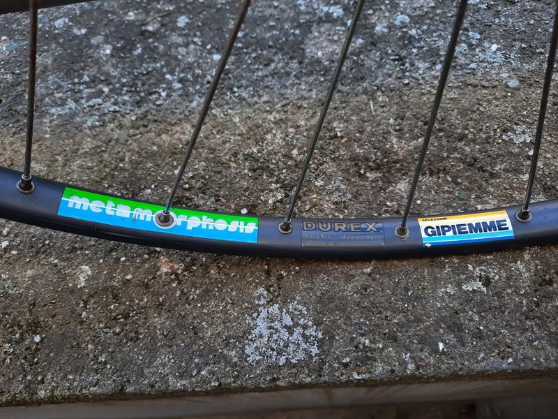 Kola Ambrosio Metamorphosis Durex