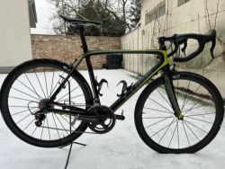 Prodám, silniční karbonové kolo Cube