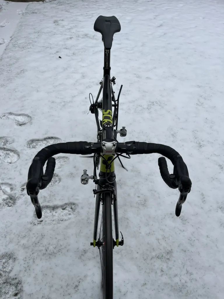 Prodám, silniční karbonové kolo Cube