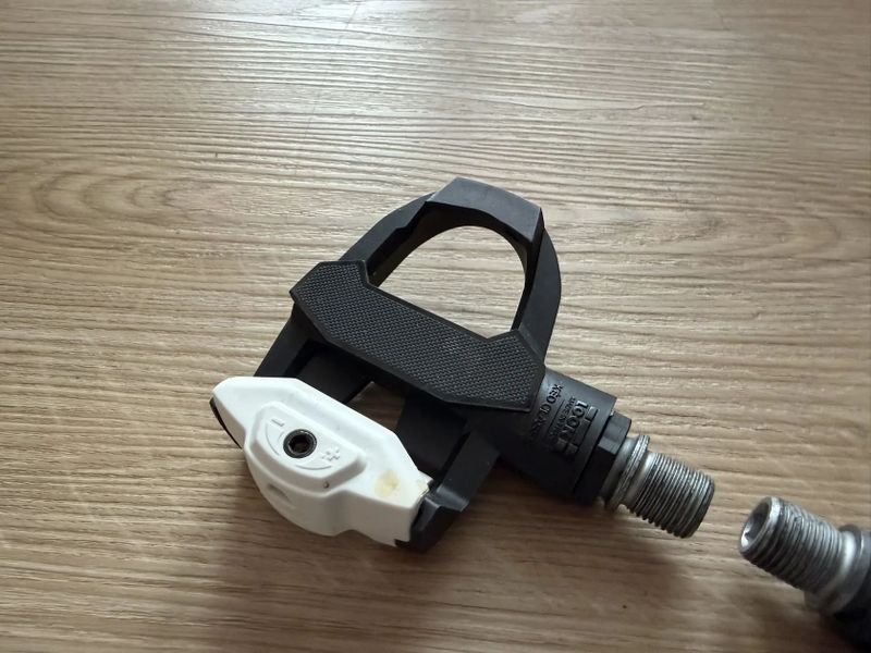 LOOK - silniční pedály KEO Classic 3 černá/bílá